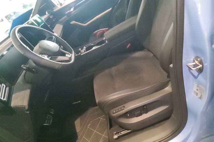 Used Volkswagen Tiguan L 2024 PRO 380TSI Four-Wheel Drive R-Line Prestige Edition Left Front Seat