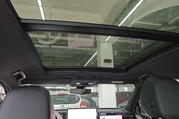 Used Volkswagen Tiguan L 2024 PRO 330TSI Two-Wheel Drive Smart Edition Headliner