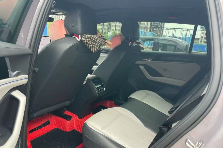Used Volkswagen Tiguan L 2024 PRO 330TSI Two-Wheel Drive Smart Edition Interior 3