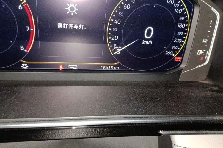 Used Volkswagen Tiguan L 2024 330TSI Automatic Two-Wheel Drive R-Line Enhanced Edition Odometer Close Up