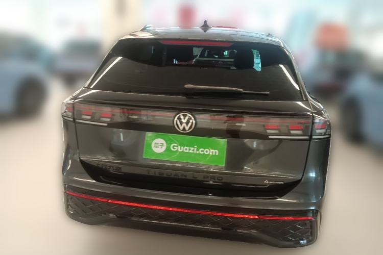 Used Volkswagen Tiguan L 2024 PRO 380TSI Four-Wheel Drive R-Line Prestige Edition Rear