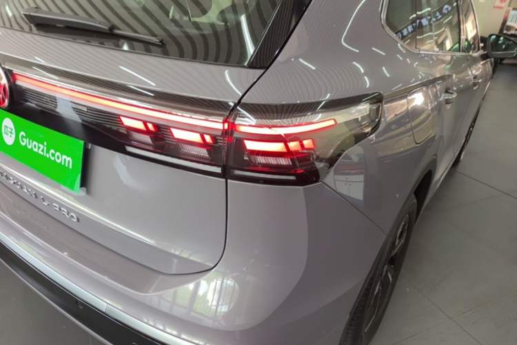 Used Volkswagen Tiguan L 2024 PRO 330TSI Two-Wheel Drive Smart Edition Right Rear Taillight