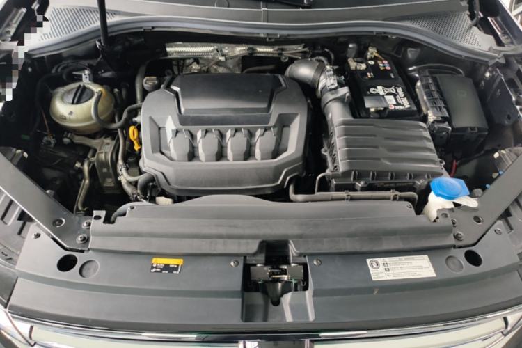 Used Volkswagen Tiguan L 2024 330TSI Automatic Two-Wheel Drive R-Line Enhanced Edition Engine Bay