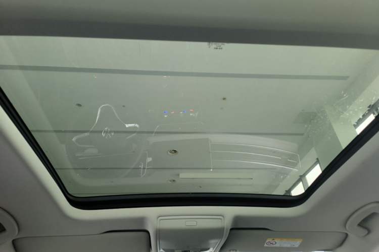 Used Volkswagen Tiguan L 2024 330TSI Automatic Two-Wheel Drive R-Line Enhanced Edition Headliner
