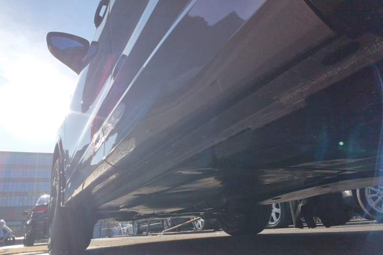 Used Volkswagen Tiguan L 2024 PRO 330TSI Two-Wheel Drive R-Line Smart Edition Left Side Sill