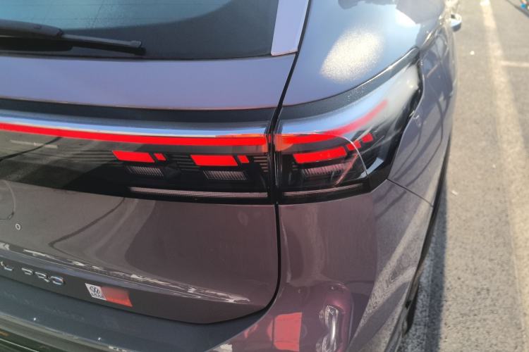 Used Volkswagen Tiguan L 2024 PRO 330TSI Two-Wheel Drive R-Line Smart Edition Right Rear Taillight