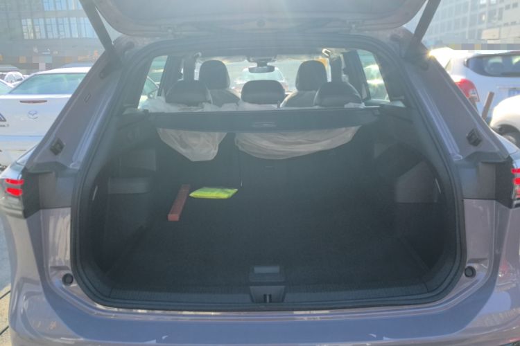 Used Volkswagen Tiguan L 2024 PRO 330TSI Two-Wheel Drive R-Line Smart Edition Trunk