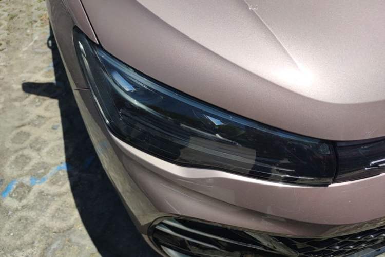 Used Volkswagen Tiguan L 2024 PRO 330TSI Two-Wheel Drive R-Line Smart Edition Right Front Headlight