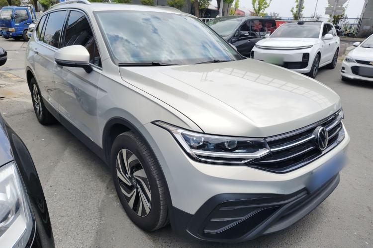 Used Volkswagen Tiguan L 2024 Outstanding Model 300TSI Automatic Two-Wheel Drive Longteng Edition Exterior 1
