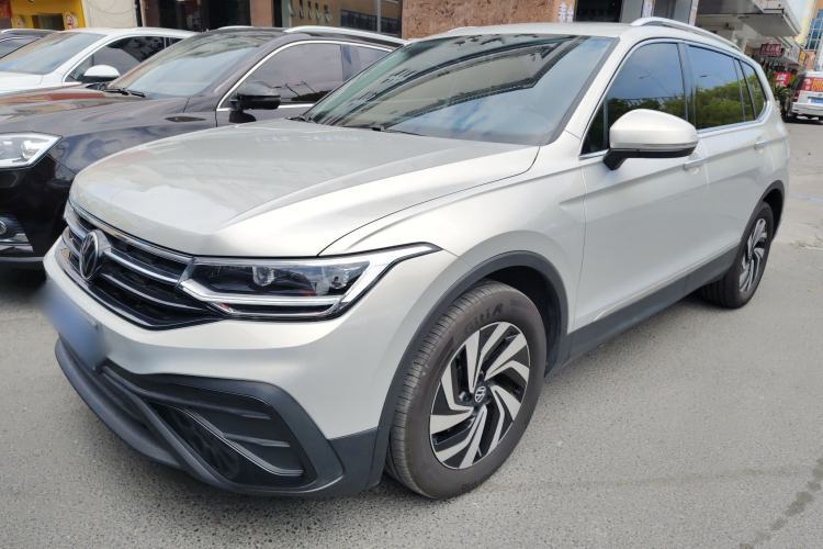 Used Volkswagen Tiguan L 2024 Outstanding Model 300TSI Automatic Two-Wheel Drive Longteng Edition Guazi used car, China used car export, Used car for sale, Used  cars, Cheapest cars for sale