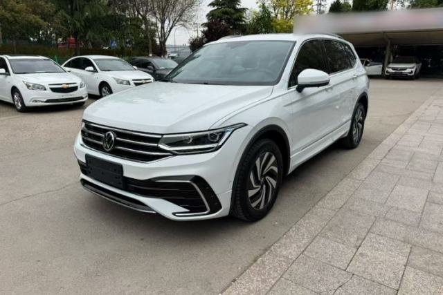 Used Volkswagen Tiguan L 2024 Outstanding Model 330TSI Automatic Two-Wheel Drive R-Line Dragon Glory Edition