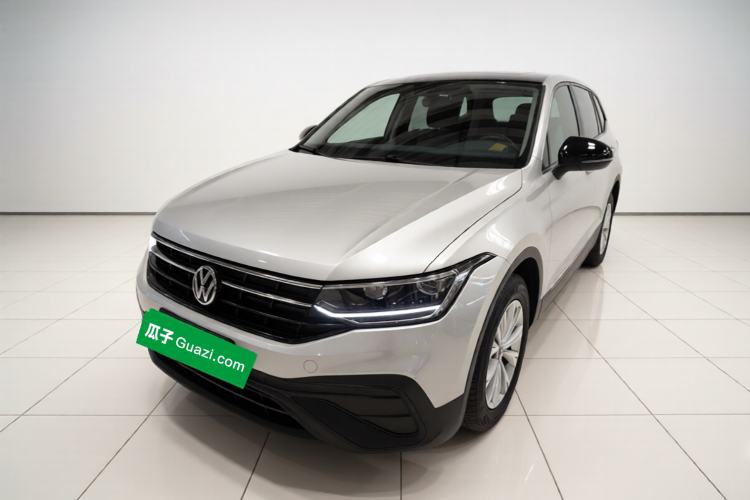 Volkswagen Tiguan L 2024 Outstanding Model 300TSI Automatic Two-Wheel Drive Longteng Edition