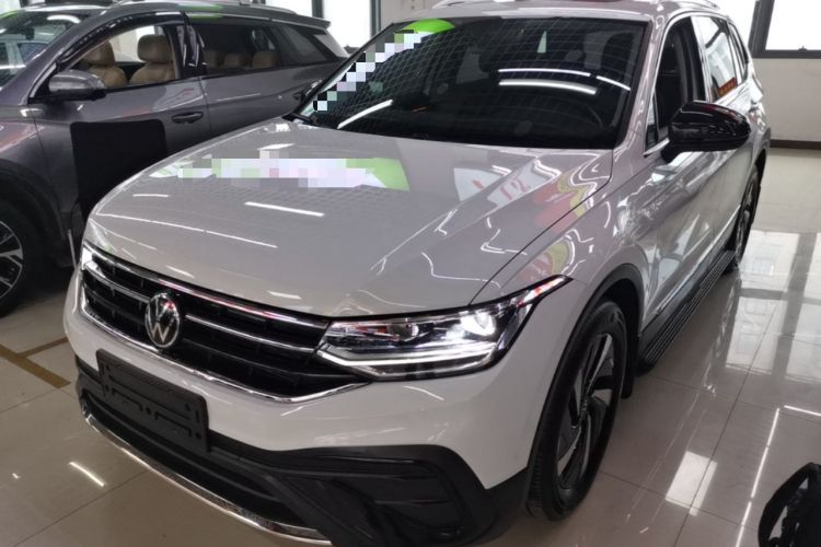 Used Volkswagen Tiguan L 2024 Outstanding Model 300TSI Automatic Two-Wheel Drive Longteng Edition Guazi used car, China used car export, Used car for sale, Used  cars, Cheapest cars for sale