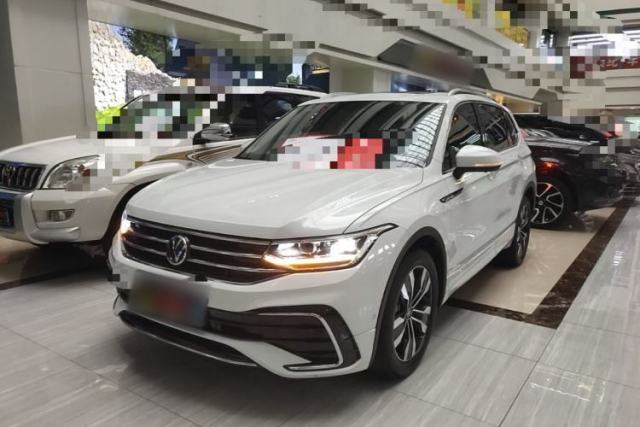 Ojetý Volkswagen Tiguan L 2024 330TSI Automatic Two-Wheel Drive R-Line Enhanced Edition