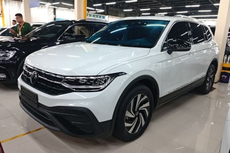 Used Volkswagen Tiguan L 2024 300TSI Automatic Two-Wheel Drive Smart Edition Guazi used car, China used car export, Used car for sale, Used  cars, Cheapest cars for sale