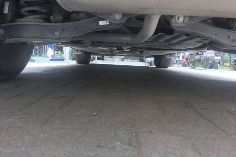 Used Volkswagen Tiguan L 2024 300TSI Automatic Two-Wheel Drive Smart Edition Chassis Rear