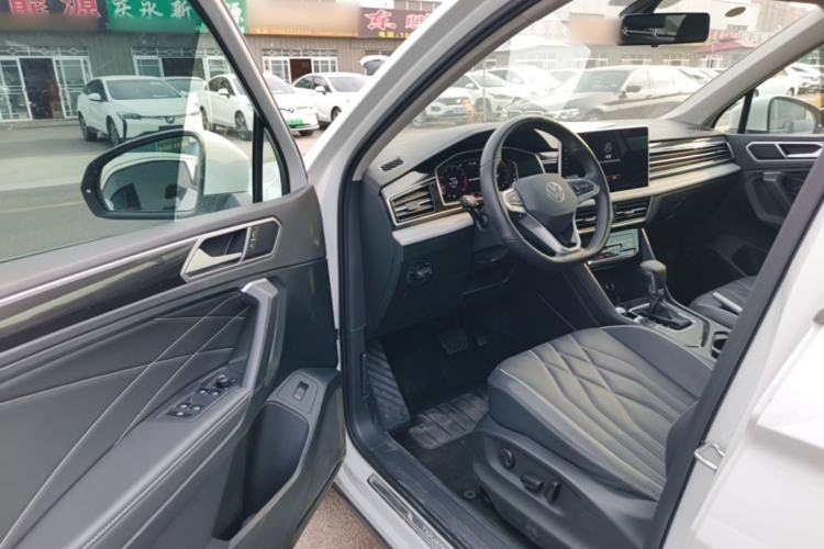 Used Volkswagen Tiguan L 2024 300TSI Automatic Two-Wheel Drive Smart Edition Driver Seat