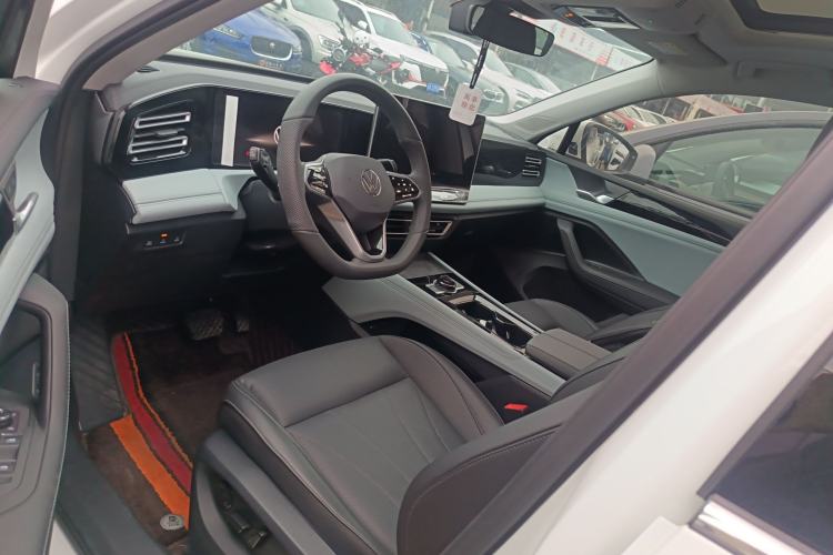 Used Volkswagen Tiguan L 2024 PRO 330TSI Two-Wheel Drive Smart Drive Edition Driver Seat