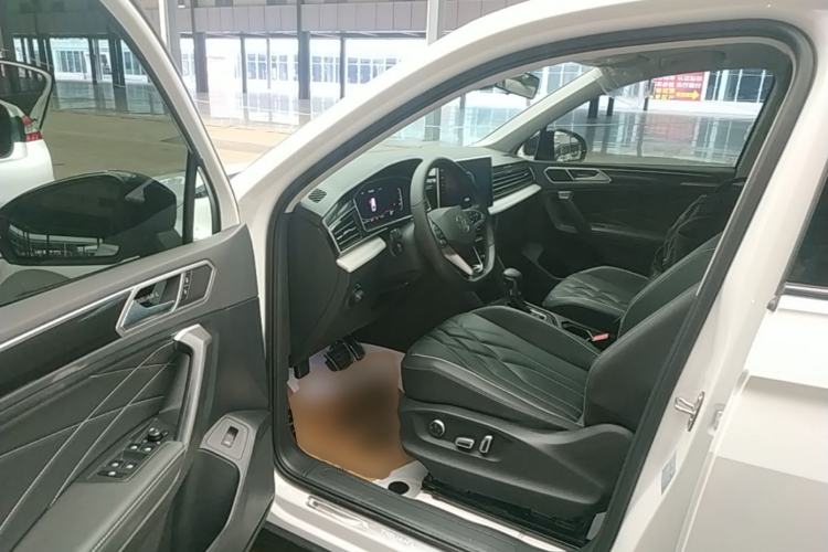 Used Volkswagen Tiguan L 2024 300TSI Automatic Two-Wheel Drive Smart Edition Driver Seat