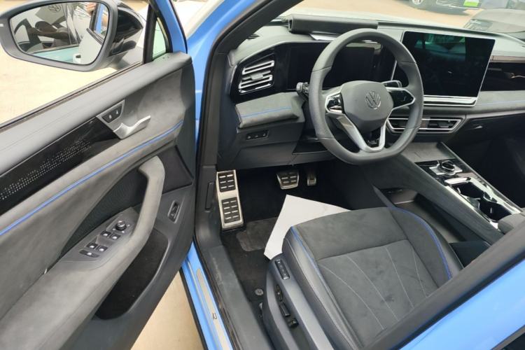 Used Volkswagen Tiguan L 2024 PRO 380TSI Four-Wheel Drive R-Line Prestige Edition Driver Seat