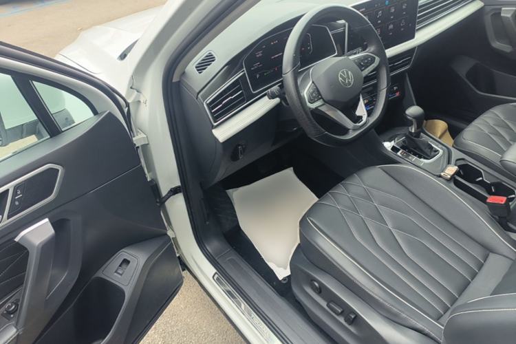 Used Volkswagen Tiguan L 2024 300TSI Automatic Two-Wheel Drive Smart Edition Driver Seat
