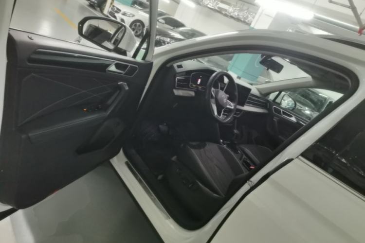 Used Volkswagen Tiguan L 2024 300TSI Automatic Two-Wheel Drive Smart Edition Driver Seat