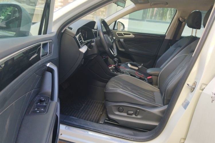 Used Volkswagen Tiguan L 2024 300TSI Automatic Two-Wheel Drive Smart Edition Driver Seat