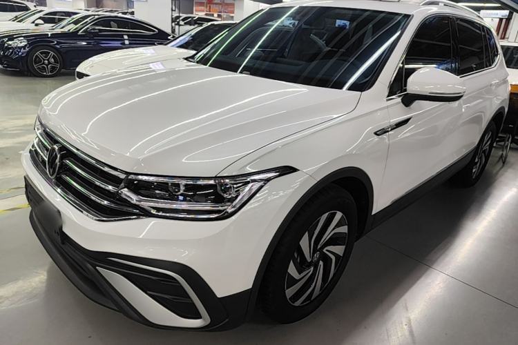 Used Volkswagen Tiguan L 2024 330TSI Automatic Two-Wheel Drive Smart Edition Guazi used car, China used car export, Used car for sale, Used  cars, Cheapest cars for sale