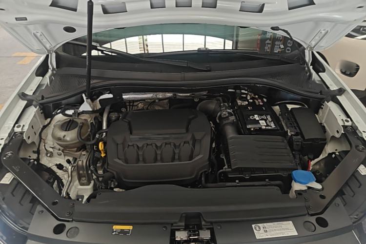 Used Volkswagen Tiguan L 2024 330TSI Automatic Two-Wheel Drive R-Line Enhanced Edition Engine Bay