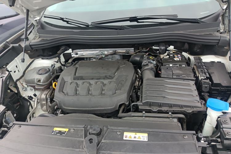 Used Volkswagen Tiguan L 2024 PRO 330TSI Two-Wheel Drive Smart Drive Edition Engine Bay