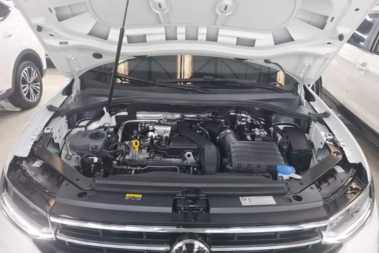 Used Volkswagen Tiguan L 2024 300TSI Automatic Two-Wheel Drive Smart Edition Engine Bay