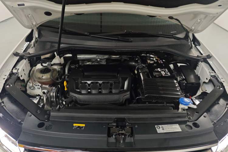 Used Volkswagen Tiguan L 2024 330TSI Automatic Two-Wheel Drive Smart Edition Engine Bay