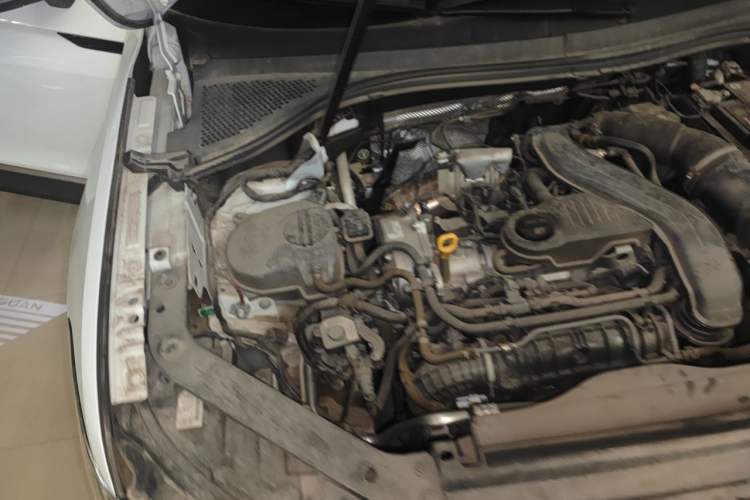 Used Volkswagen Tiguan L 2024 300TSI Automatic Two-Wheel Drive Smart Edition Engine Bay Right