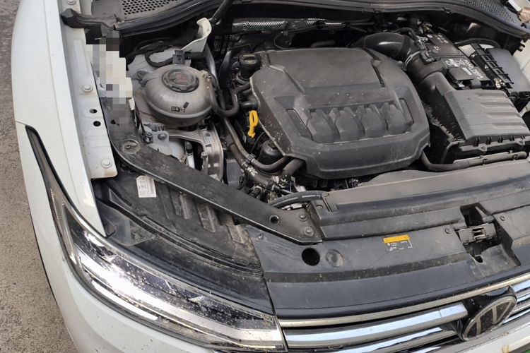 Used Volkswagen Tiguan L 2024 330TSI Automatic Two-Wheel Drive R-Line Enhanced Edition Engine Bay Right