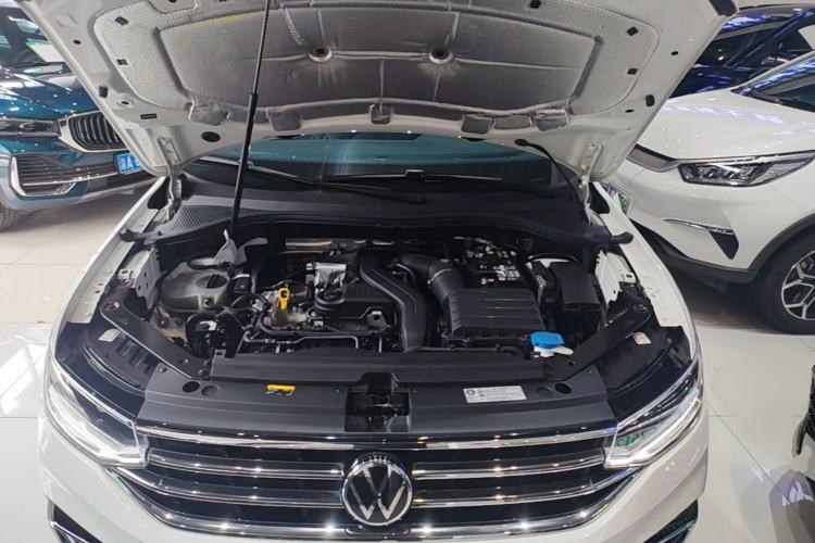 Used Volkswagen Tiguan L 2024 300TSI Automatic Two-Wheel Drive Smart Edition Engine Bay