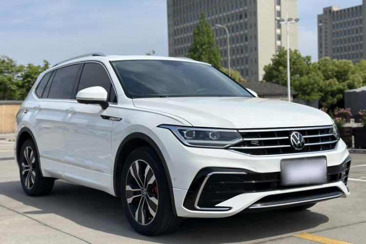 Used Volkswagen Tiguan L 2024 330TSI Automatic Two-Wheel Drive R-Line Enhanced Edition Exterior 1