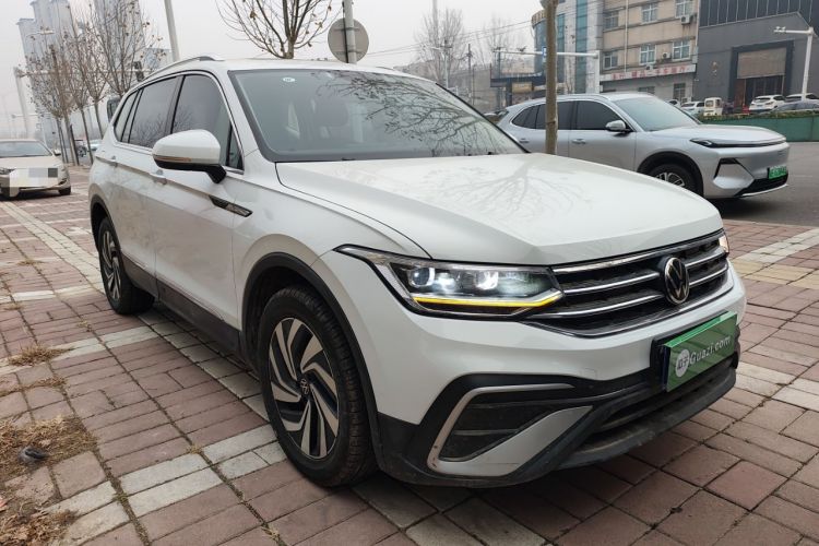 Used Volkswagen Tiguan L 2024 300TSI Automatic Two-Wheel Drive Smart Edition Exterior 2