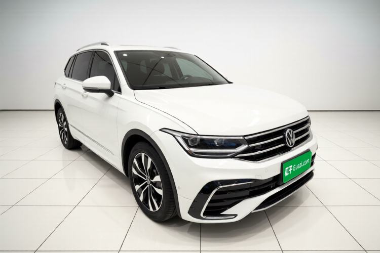 Used Volkswagen Tiguan L 2024 330TSI Automatic Two-Wheel Drive R-Line Enhanced Edition Exterior 2