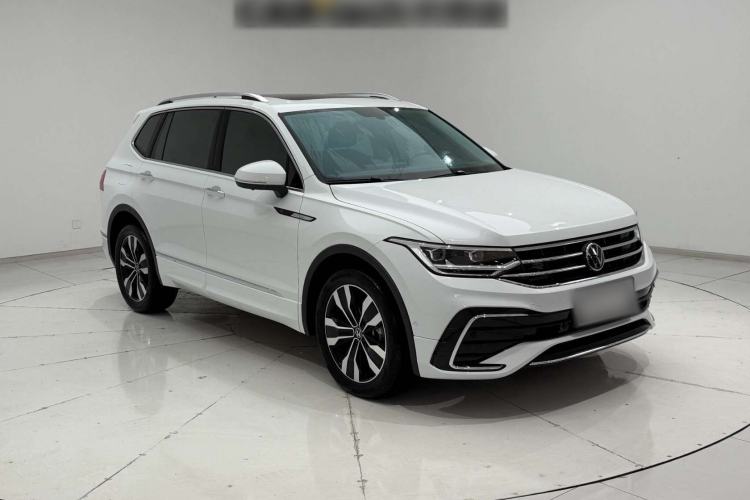 Used Volkswagen Tiguan L 2024 330TSI Automatic Two-Wheel Drive R-Line Enhanced Edition Exterior 2