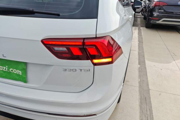 Used Volkswagen Tiguan L 2024 Outstanding Model 330TSI Automatic Two-Wheel Drive R-Line Dragon Glory Edition Exterior 3