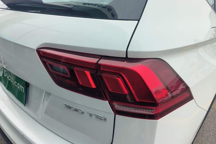 Used Volkswagen Tiguan L 2024 300TSI Automatic Two-Wheel Drive Smart Edition Exterior 3
