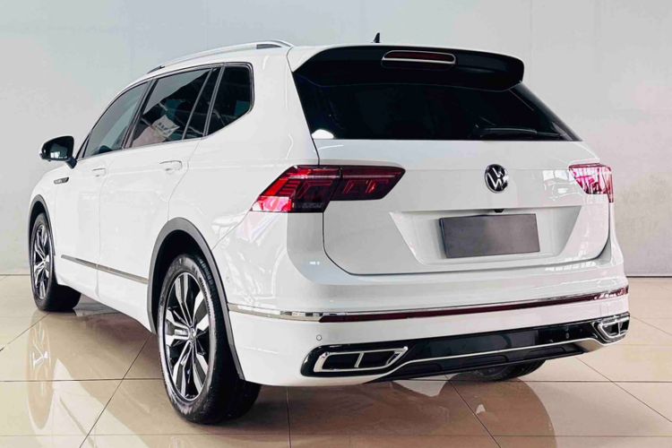 Used Volkswagen Tiguan L 2024 330TSI Automatic Two-Wheel Drive R-Line Enhanced Edition Exterior 5