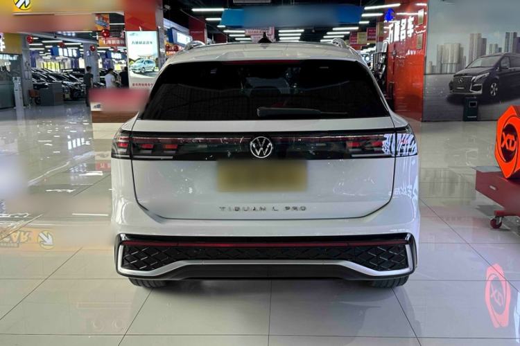 Used Volkswagen Tiguan L 2024 PRO 330TSI Two-Wheel Drive R-Line Smart Edition Exterior 5