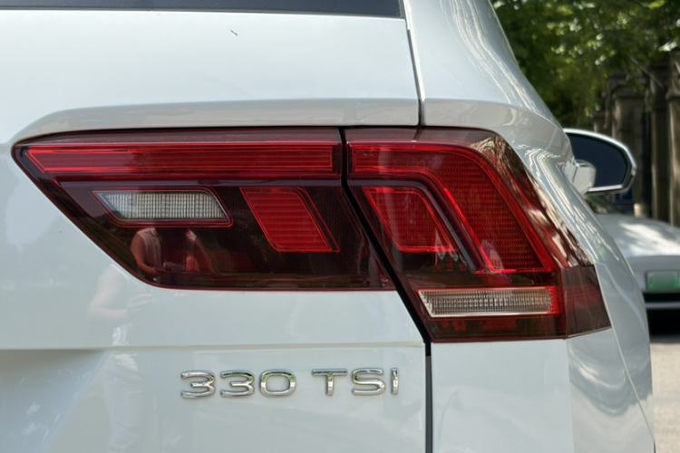 Used Volkswagen Tiguan L 2024 Outstanding Model 330TSI Automatic Two-Wheel Drive R-Line Dragon Glory Edition Exterior 6