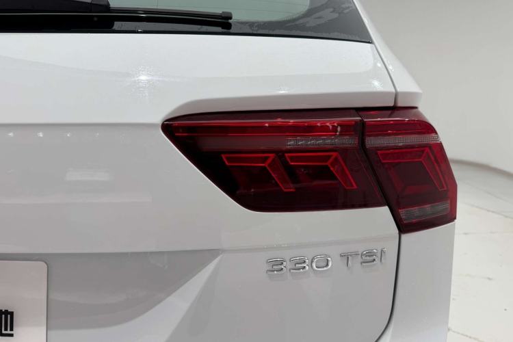 Used Volkswagen Tiguan L 2024 330TSI Automatic Two-Wheel Drive R-Line Enhanced Edition Exterior 8