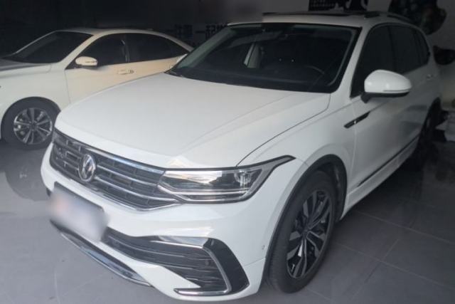 Ojetý Volkswagen Tiguan L 2024 330TSI Automatic Two-Wheel Drive R-Line Enhanced Edition