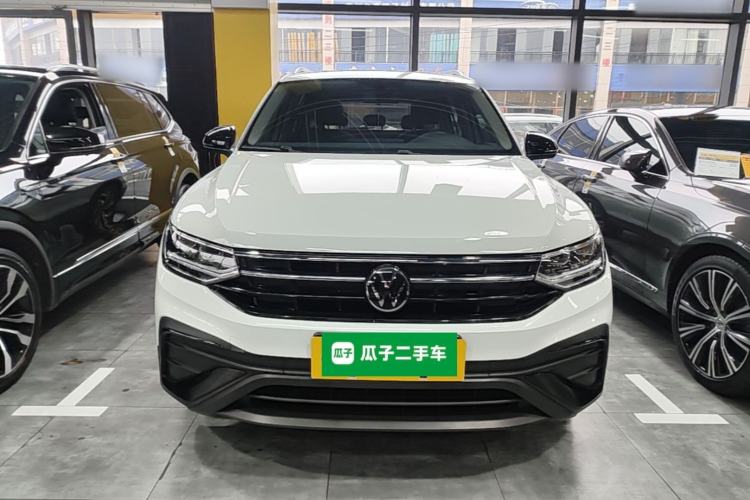 Used Volkswagen Tiguan L 2024 Outstanding Model 300TSI Automatic Two-Wheel Drive Longteng Edition Front