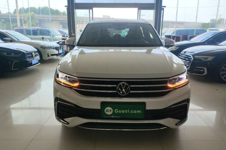 Used Volkswagen Tiguan L 2024 330TSI Automatic Two-Wheel Drive R-Line Enhanced Edition Front