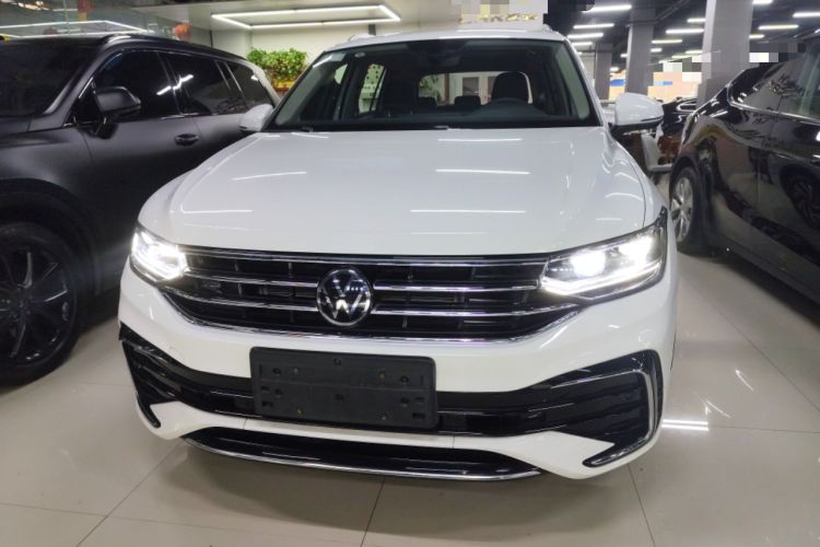 Used Volkswagen Tiguan L 2024 Outstanding Model 330TSI Automatic Two-Wheel Drive R-Line Dragon Glory Edition Front