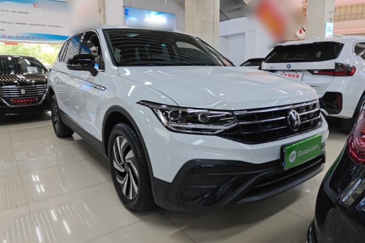 Used Volkswagen Tiguan L 2024 Outstanding Model 300TSI Automatic Two-Wheel Drive Longteng Edition Front Right 45 Deg